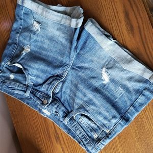 Old Navy cuffed shorts